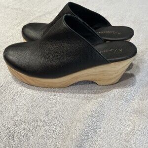Anthropologie Everlane The Clog Black Leather Wooden Platform Mule 38